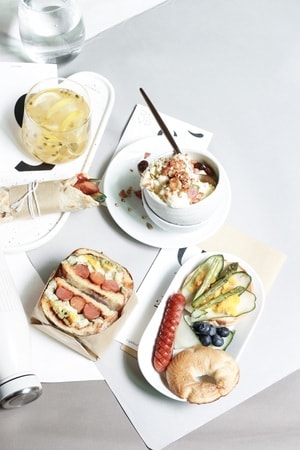 静物摄影-美食摄影-餐具-静物-三明治 图片素材