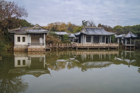 梅园-雪后-倒影-建筑-公园 图片素材