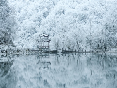 雪-倒影-雪-雪景-鹿池 图片素材