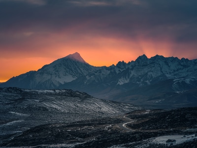 理塘-格聂-格聂-山-山峰 图片素材