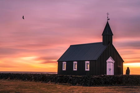 旅行-冰岛-蓝冰洞-黑教堂-房屋 图片素材