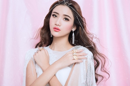张爱春修图培训工作室-修图调色技巧-你好2020-女人-女性 图片素材