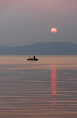 风光-夕阳-太湖-渔船-渔舟 图片素材