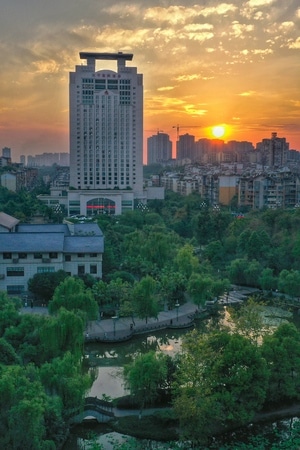 内江市-航拍-城市-风光-晚霞 图片素材
