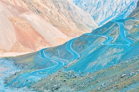 新疆-国内旅行-最美公路-自驾-雪山 图片素材