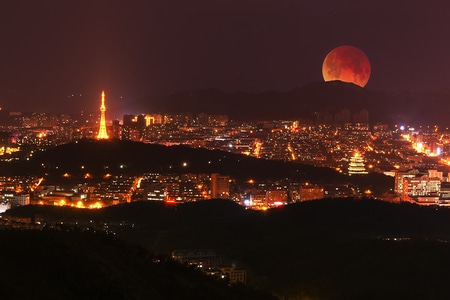 城市色彩-夜晚-灯火-电视塔-威海 图片素材
