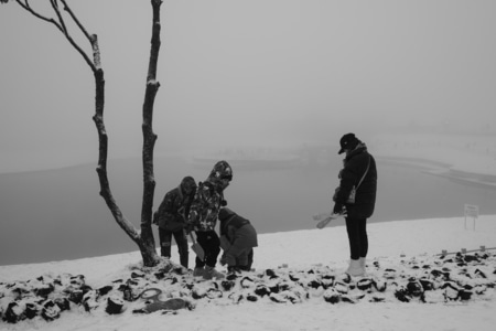 黑白图片-快乐-大雪-寒冷-旅行 图片素材