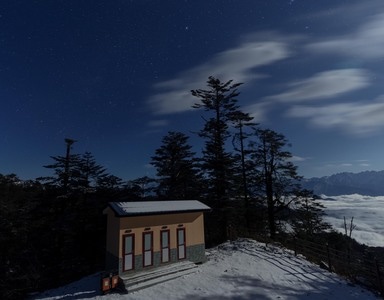 王岗坪-风光-树-星空-房屋 图片素材