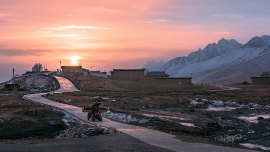 风光-甘孜-高原-雪山-阳光 图片素材