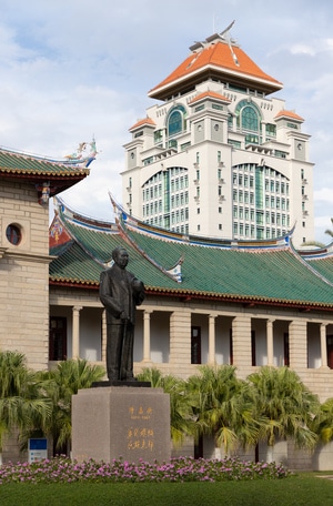 厦门-厦门大学-人物-厦门大学-雕塑 图片素材