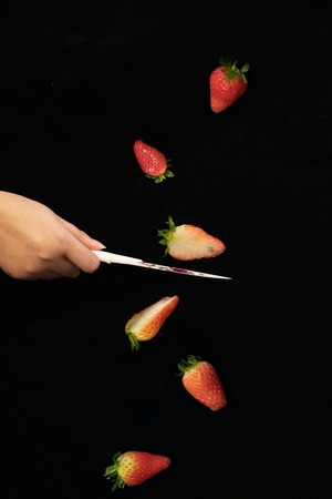 草莓-水果-静物-色彩-光线 图片素材