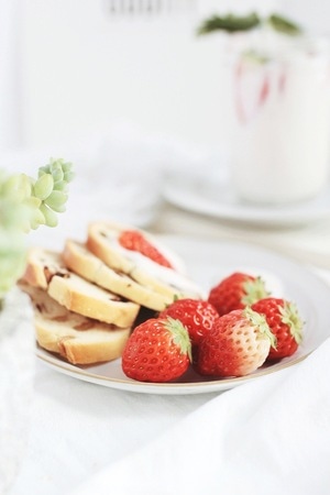 美食-草莓-食物-草莓-餐具 图片素材