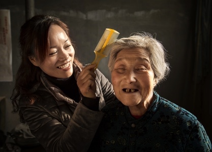 母亲节-生活-母亲-女儿-笑容 图片素材