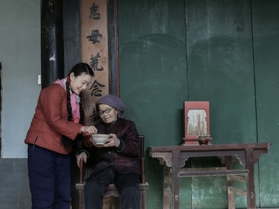 生活-人文-女性-女人-老人 图片素材