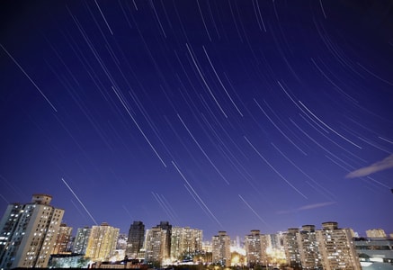 星空-城市星轨-星空-星轨-天空 图片素材