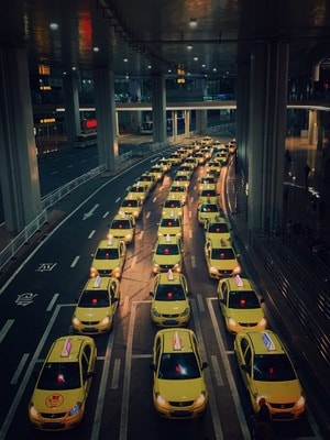 旅途-车-车队-出租-山城 图片素材