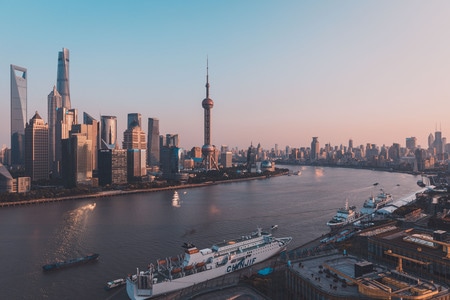 爬楼-ins风-看你的城市-空间-上海 图片素材