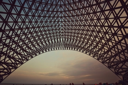 随拍-光阴的故事-建筑-钢铁雕塑-建筑 图片素材