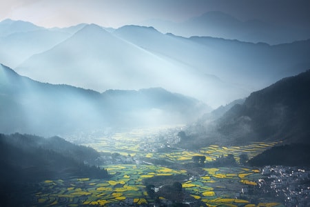 风光-旅行-奇妙的昆虫-佛国之晨-风景 图片素材