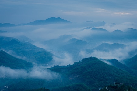我要上封面-自然风光-云海-薄雾-群山 图片素材
