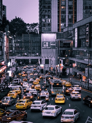 手机摄影-拥堵-城市-城市风景-高楼 图片素材