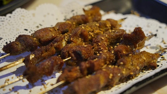 烧烤-美食-羊肉串-美食-食物 图片素材