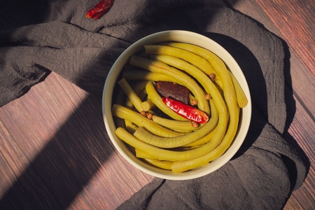 酸豆角-美味-开胃-下饭菜-香蕉 图片素材