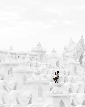 人文-建筑-寺庙-男孩-小男孩 图片素材