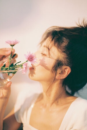 写真-人像-情緒-女生-少女 图片素材