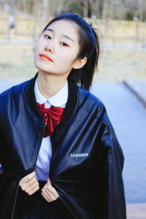 人像-少女-制服-2020-少女 图片素材