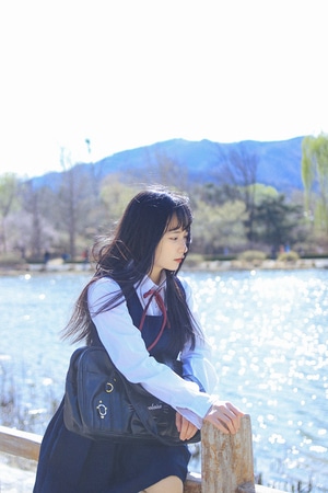 人像-少女-制服-2020-美女 图片素材