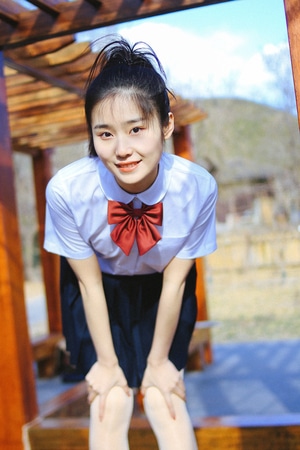 人像-少女-制服-2020-少女 图片素材
