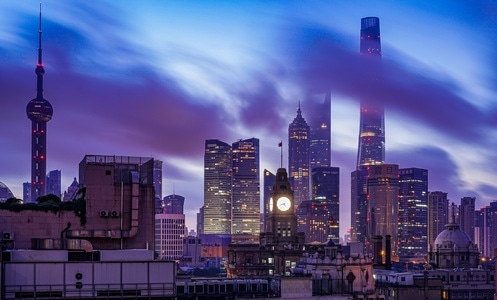 陆家嘴-上海-蓝调-钟楼-三大件 图片素材