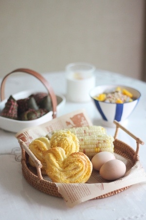 早餐-面包-美好生活-凉粉-粽子 图片素材