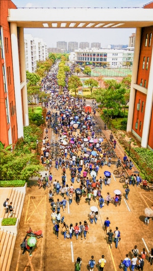 上海市-华东理工大学-手机-校园-风光 图片素材