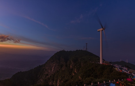 大风车-风力发电-高山晚霞-风力发电机-发电机 图片素材