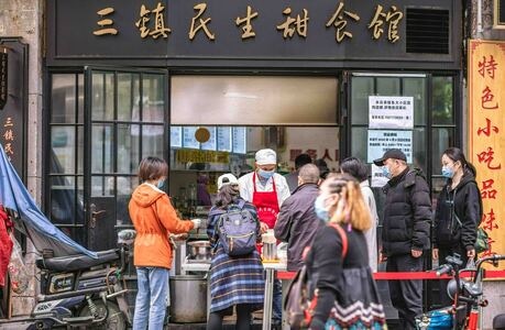 光影高新青春赋能-武汉复苏-店铺-服务员-顾客 图片素材