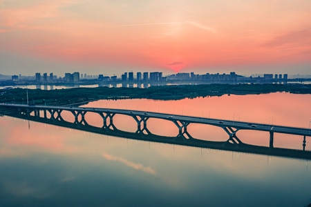 桥-光影高新青春赋能-武汉市-长江二桥-桥 图片素材