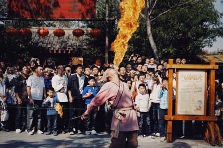 生活-纪实-色彩-表演-人群 图片素材