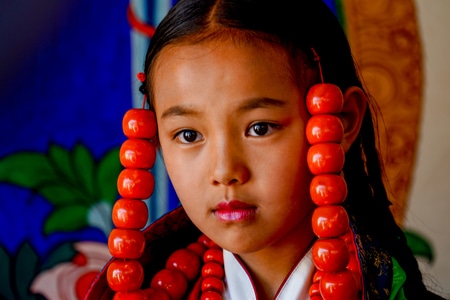 青海同仁会、-藏族小姑娘、-藏民的活动、-可爱的童真、-小孩 图片素材
