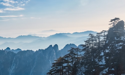 自然-风光-云雾-残雪-黄山 图片素材