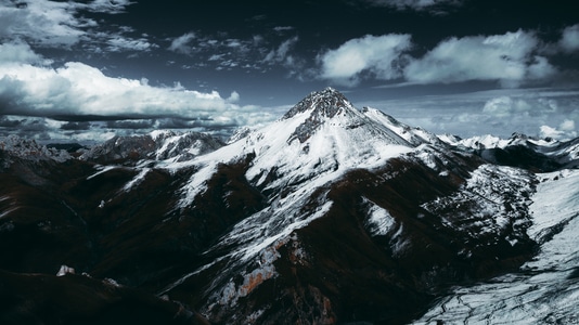 一诺影视-旅行-山-山脉-念青唐古拉山 图片素材