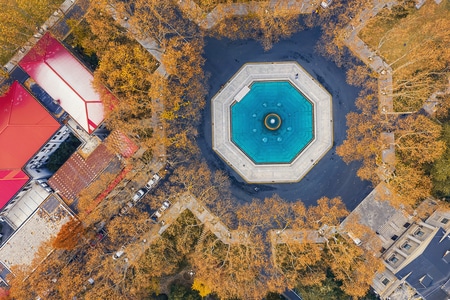 喷水池-黄叶-秋天-建筑-南京 图片素材