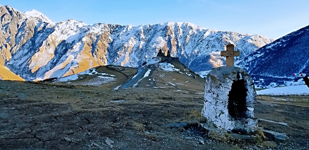 卡兹别克-小众旅行-享受生活-雪山-旅行 图片素材