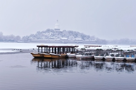 你好2020-风景-雪景-湖-湖面 图片素材