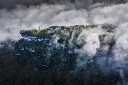 旅行-风景-雲雾-高山-山峰 图片素材