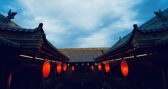 70周年摄影大赛-色彩-情绪-光影-我和我的祖国手机摄影大赛-留住日常光感-光影作画 图片素材