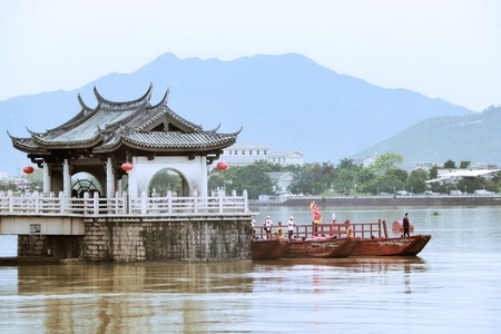 韩江水-湘子桥-船-山-中国四大古桥之一 图片素材