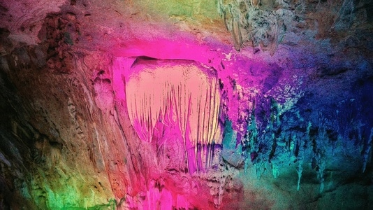 酒-石-溶洞地貌-颜色-溶洞 图片素材