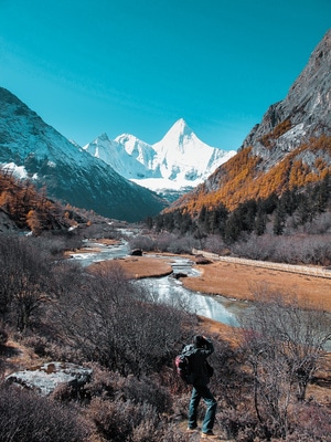 你好2020-旅行-亚丁-风光-自然风光 图片素材